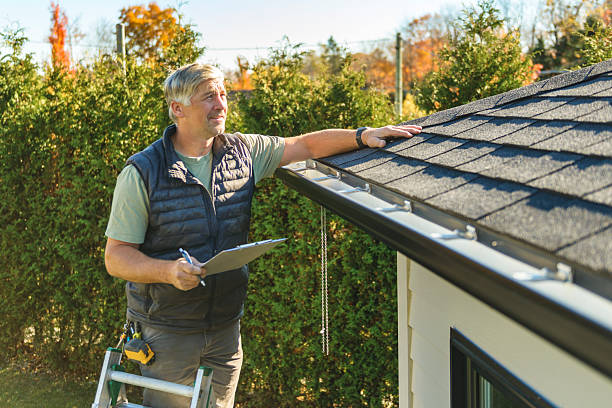 Professional Roofing technician working in Corvallis, OR